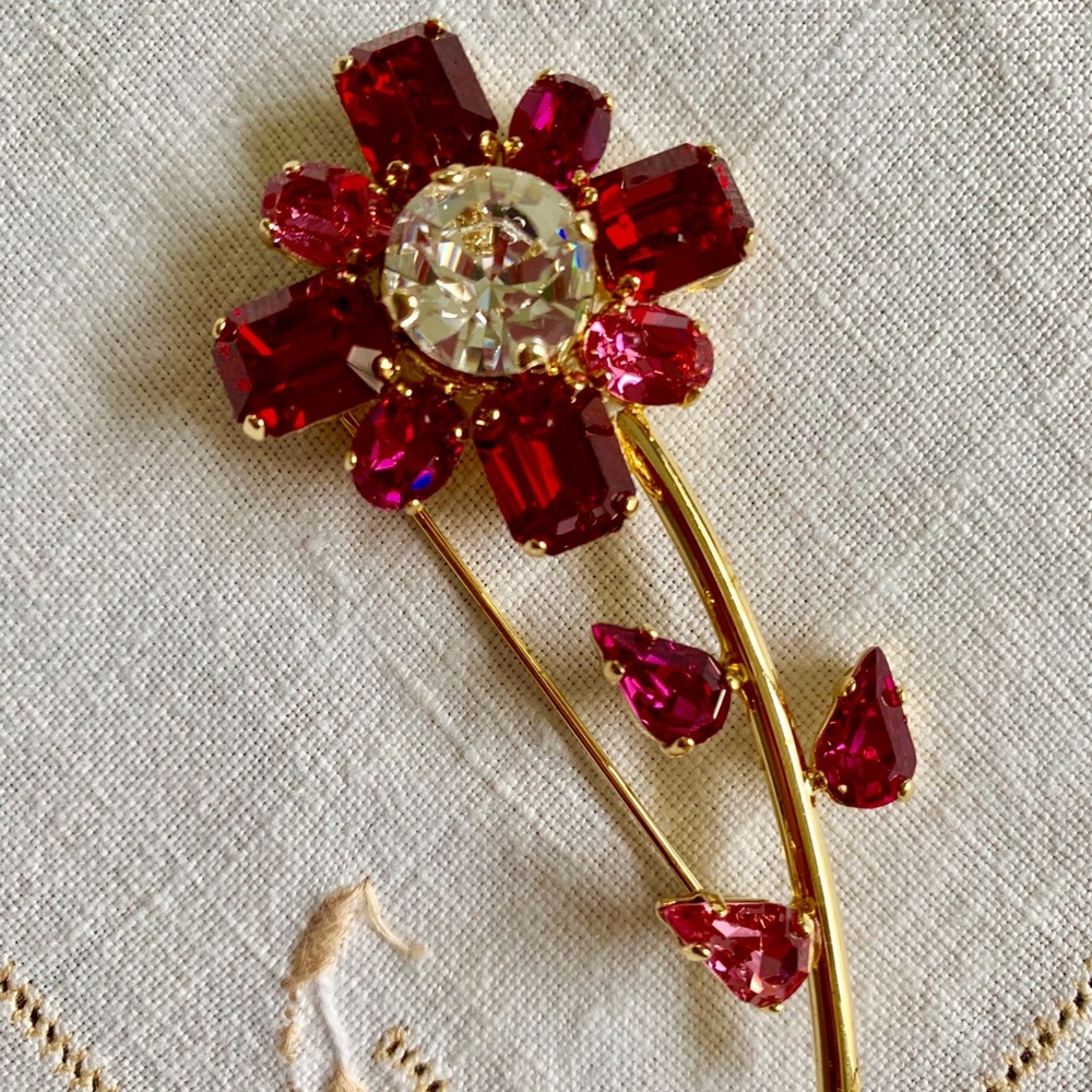 Vintage Broach